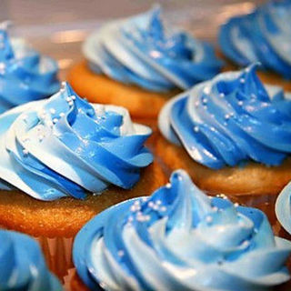 Two Tone Cupcakes 
