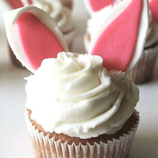 Bunny Ears Cupcakes 