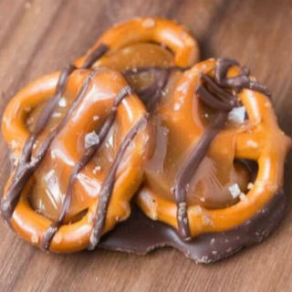 Salted Caramel Pretzel Treats 