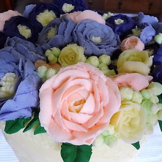 Floral Bouquet Cake