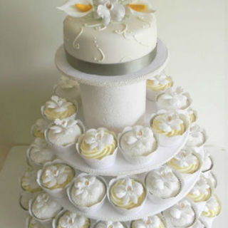 Cupcake Display - Plain with Flower