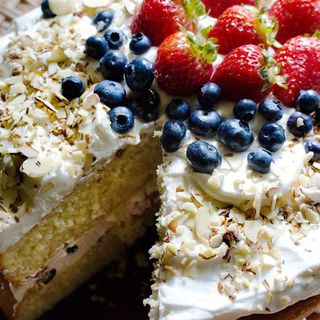 Summer Delight Cake