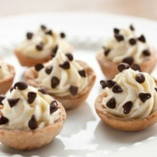 Mini Cannoli Tarts