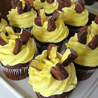 Pineapple Lump Cupcakes 