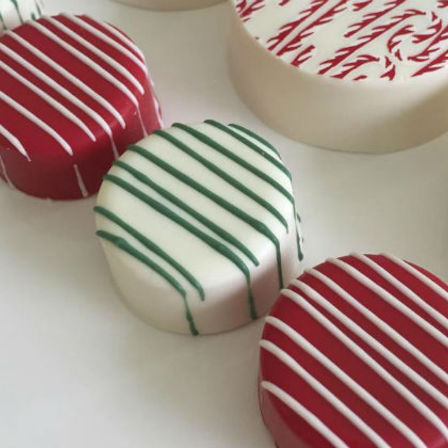Christmas Oreo Cookies  