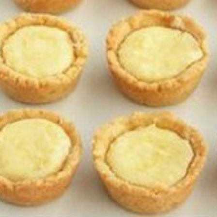 Mini Lemon Cream Tarts 