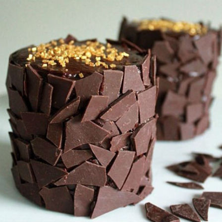Mini Chocolate Shard Cakes