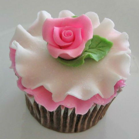 Ruffle Rose Cupcakes