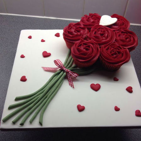 Red Rose Cupcake Bouquet 